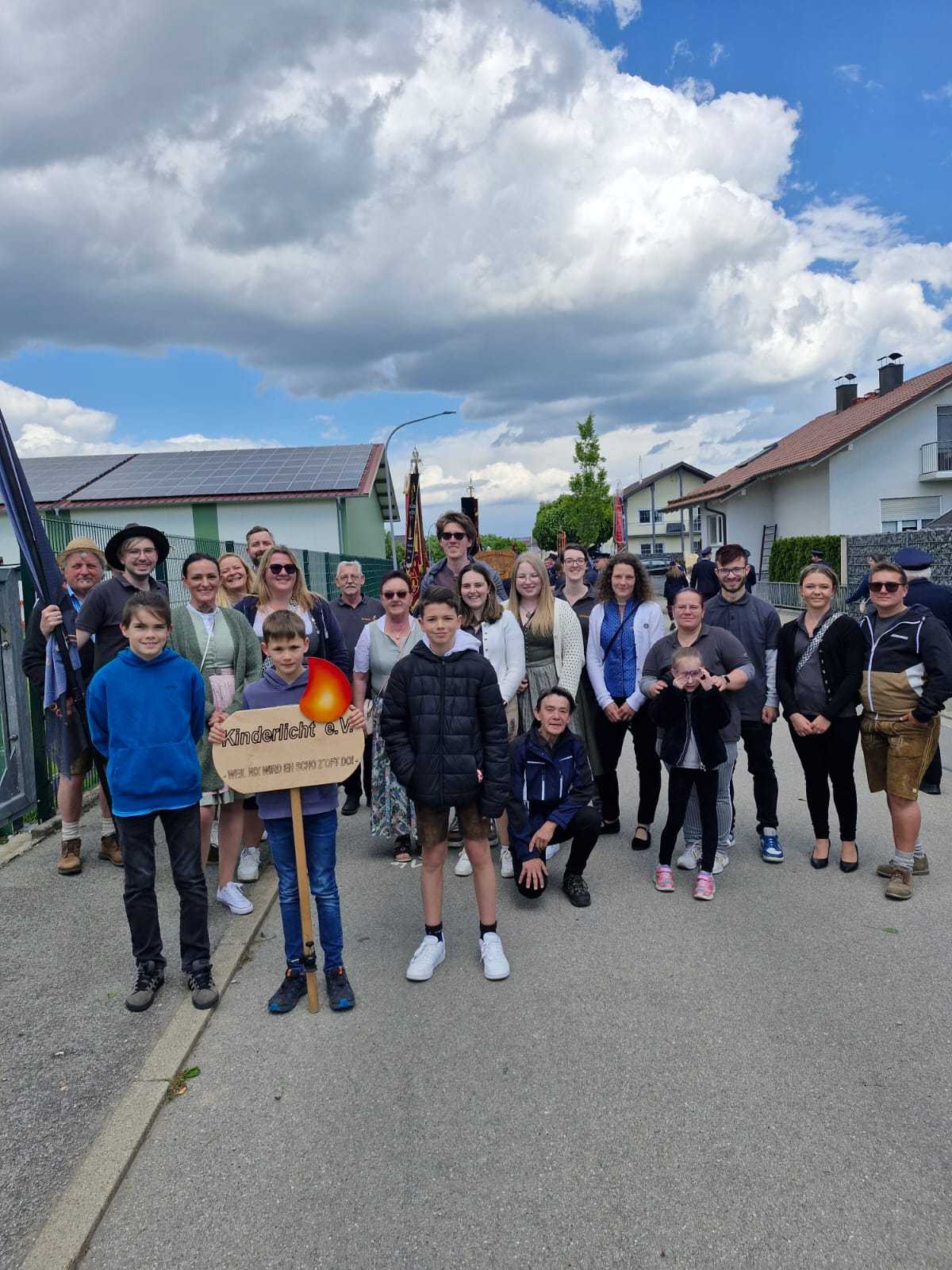 150 Jahre Feuerwehr – Kinderlicht gratuliert